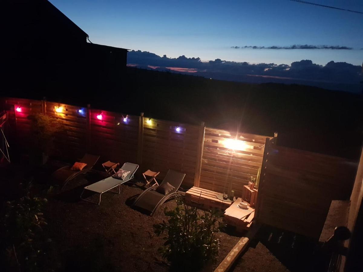 Petite Maison Sur La Colline Du Gibloux: 1Chambre,1 Salon Et Salle De Bain Prives Au Rez De Chausse, Piscine Exterieur Et Bbq , Le Châtelard-Montreux Exteriér fotografie