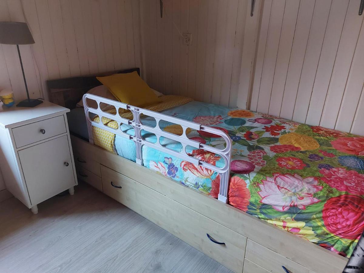 Petite Maison Sur La Colline Du Gibloux: 1Chambre,1 Salon Et Salle De Bain Prives Au Rez De Chausse, Piscine Exterieur Et Bbq , Le Châtelard-Montreux Exteriér fotografie